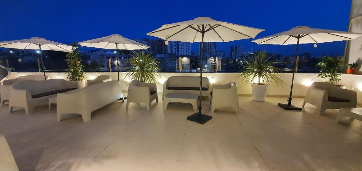 Ibiris Hotel Oran Buitenkant foto