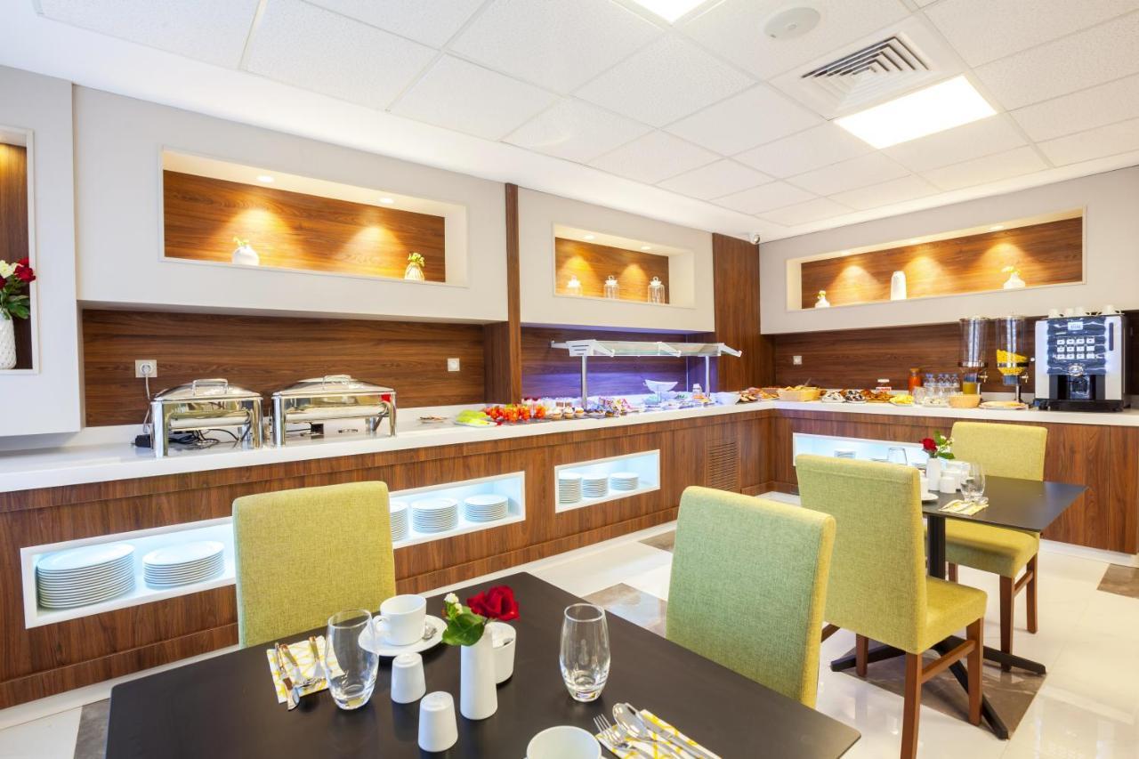 Ibiris Hotel Oran Buitenkant foto