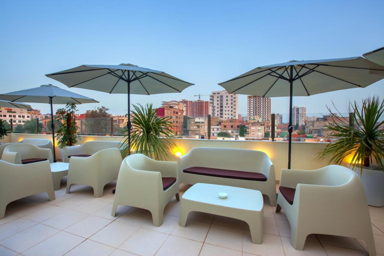 Ibiris Hotel Oran Buitenkant foto