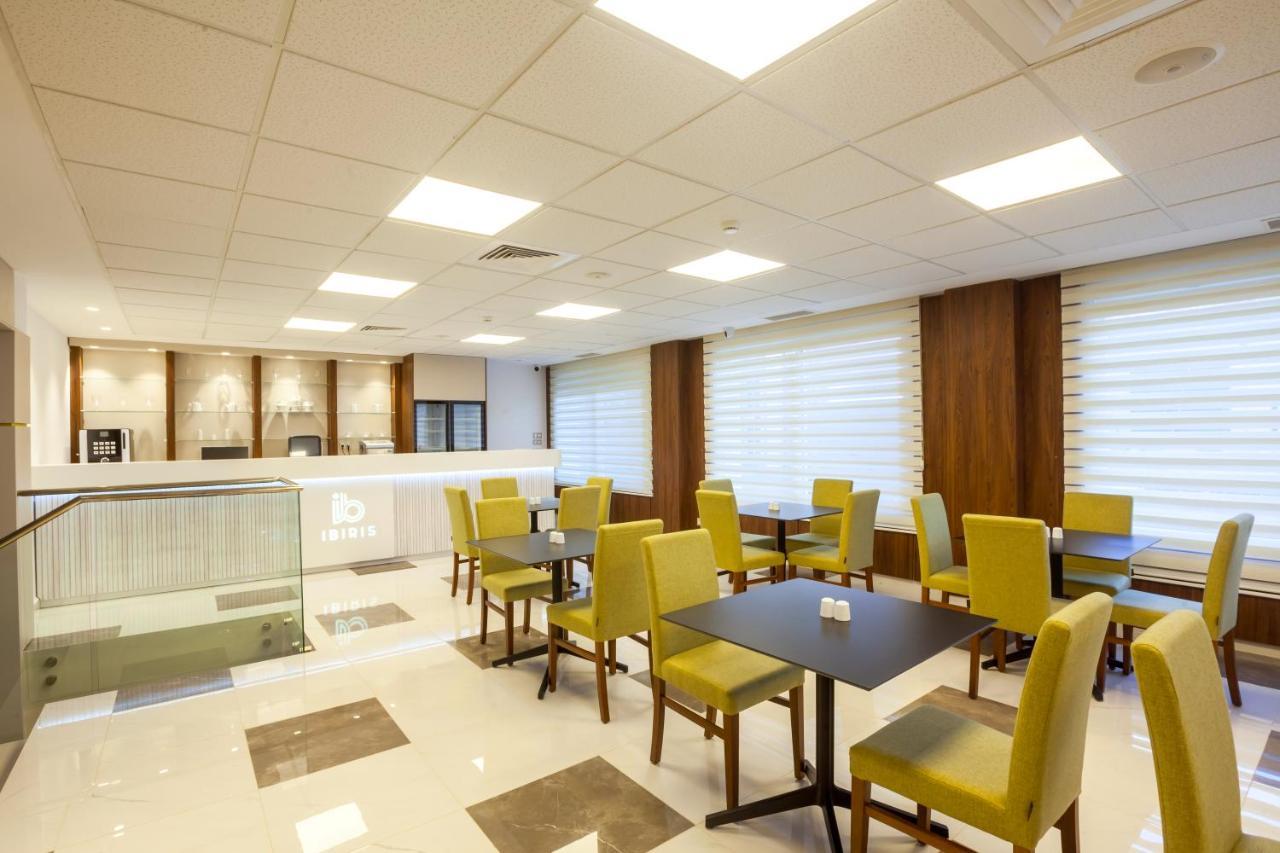 Ibiris Hotel Oran Buitenkant foto