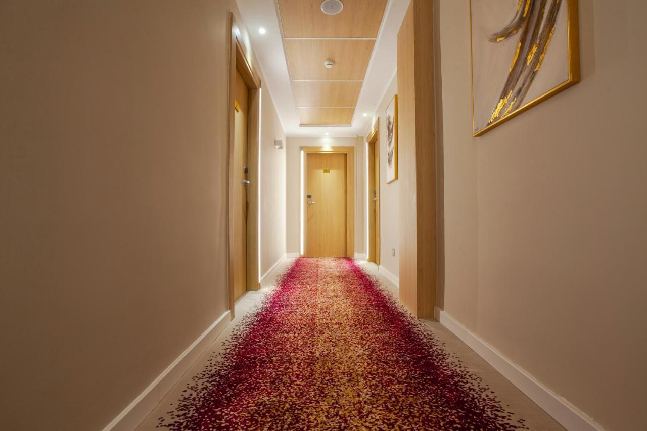 Ibiris Hotel Oran Buitenkant foto